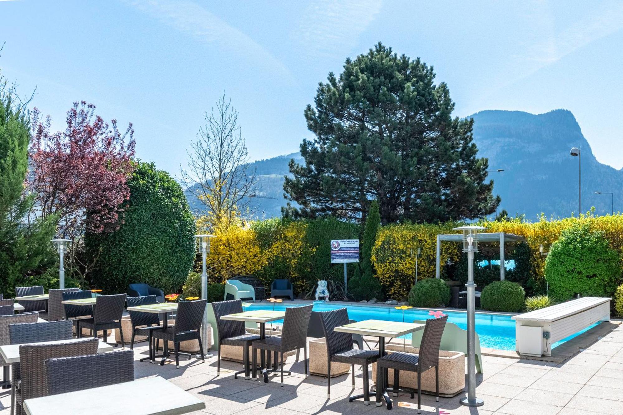 The Originals City, Hotel Du Faucigny, Cluses Ouest Сьонзье Экстерьер фото